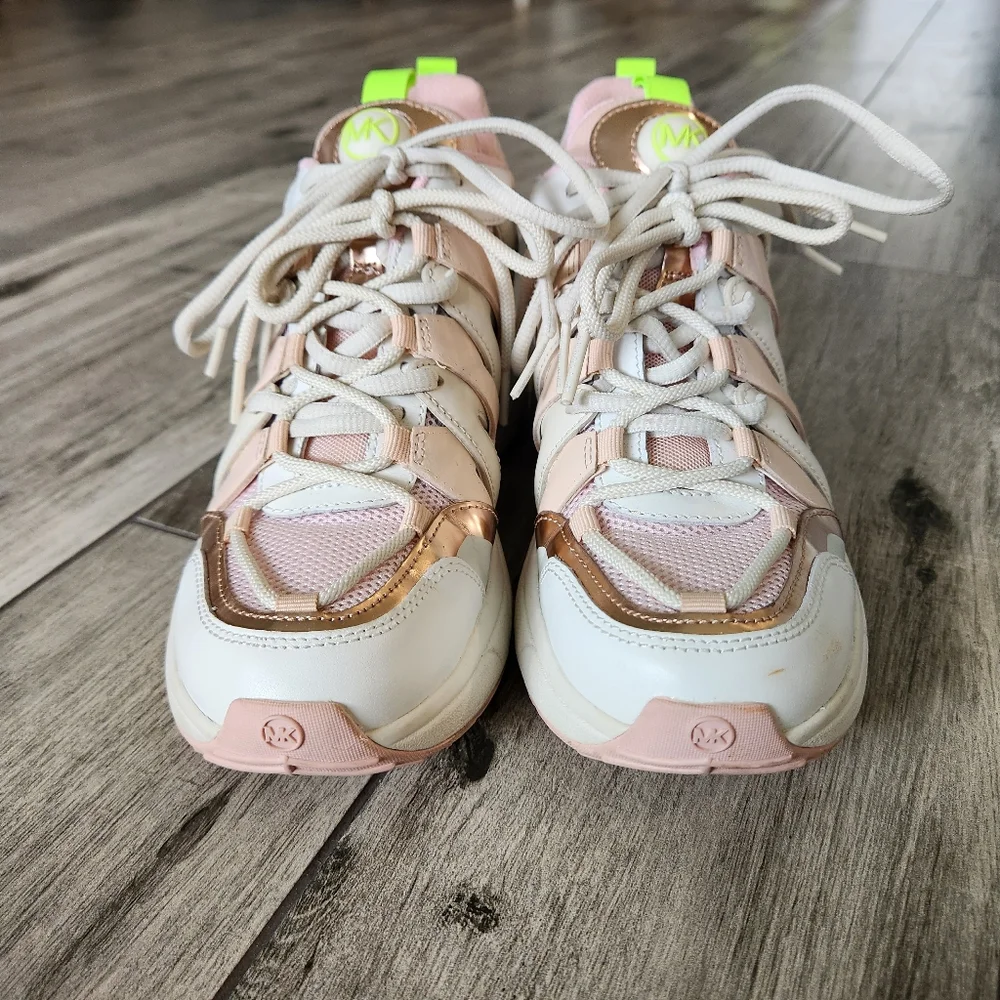 Michael Kors Hero Leather and Mesh Trainer Sneakers Tennis Shoe Cream Multi 8M